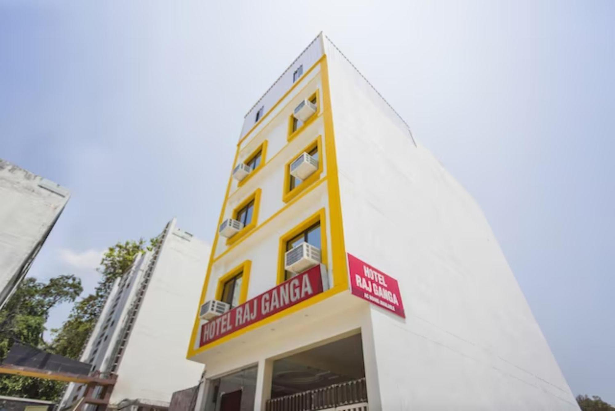 R Hari Hotel Haridwār Exterior photo